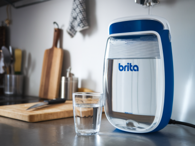 Filtrer leau du robinet avec un système brita : que peut-il enlever?